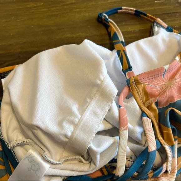 Kona Sol Floral Tropical One Piece Cream Tan Blue Neutral Small - Picture 6 of 6